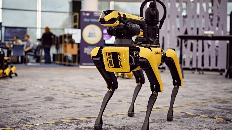 Robot de cuatro patas puede ‘caminar ninja’ a través de puentes estrechos